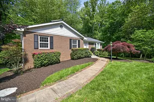 3142 Searsmont Pl, Herndon, VA 20171 - Photo 2