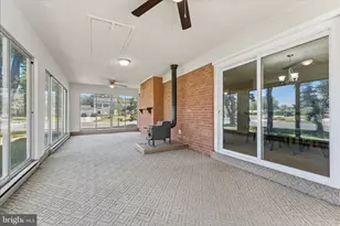 14707 Braddock Rd, Centreville, VA 20120 - Photo 16