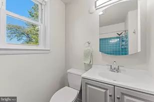 14707 Braddock Rd, Centreville, VA 20120 - Photo 26