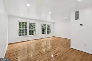 6312 Teakwood Ct, Burke, VA 22015 - Photo 4