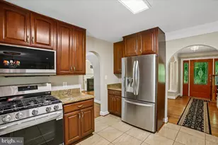 4107 Woodlark Dr, Annandale, VA 22003 - Photo 12