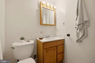5141 Bradfield Dr, Annandale, VA 22003 - Photo 40