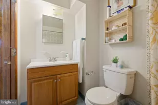 5141 Bradfield Dr, Annandale, VA 22003 - Photo 32