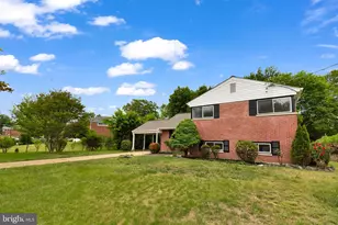 5907 Camberly Ave, Springfield, VA 22150 - Photo 4