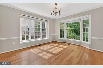 2832 Kelly Square, Vienna, VA 22181 - Photo 10