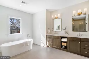 2633 Wooster Ct, Vienna, VA 22180 - Photo 24
