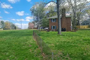 7312 Gene St, Alexandria, VA 22315 - Photo 2