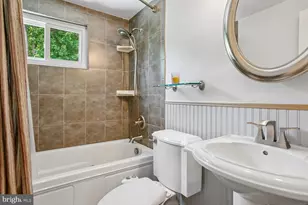 8207 Toll House Rd, Annandale, VA 22003 - Photo 48