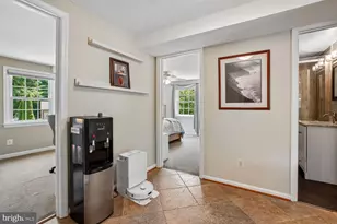 8207 Toll House Rd, Annandale, VA 22003 - Photo 32