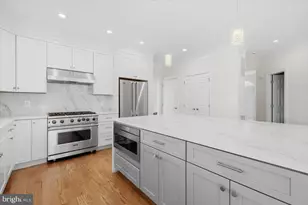 3454 Virginia Oaks Dr, Oakton, VA 22124 - Photo 8