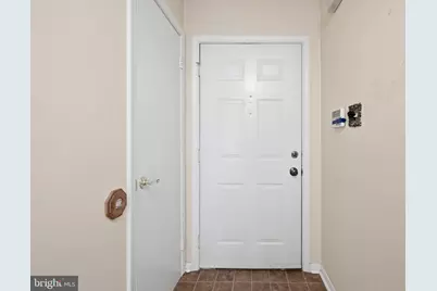 9937 Whitewater Drive, Burke, VA 22015 - Photo 4