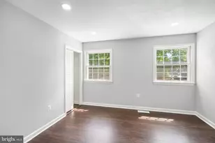 14832 Smethwick Pl, Centreville, VA 20120 - Photo 16