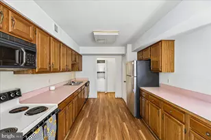 1569 Church Hill Pl, Reston, VA 20194 - Photo 12