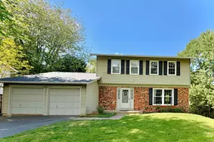 9826 Wolcott Dr, Burke, VA 22015 - Photo 1