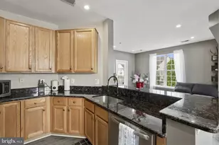6481 Cheyenne Dr, Alexandria, VA 22312 - Photo 2