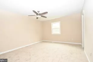 5104 Arrit Ct, Burke, VA 22015 - Photo 10