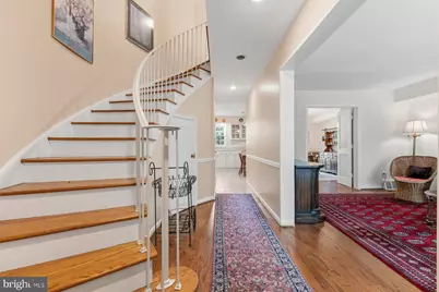 8220 Carrleigh Parkway #11, Springfield, VA 22152 - Photo 4