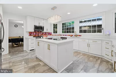 8619 Oak Chase Circle, Fairfax Station, VA 22039 - Photo 6
