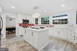 8619 Oak Chase Cir, Fairfax Station, VA 22039 - Photo 4