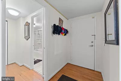 7720 Tremayne Place #111, McLean, VA 22102 - Photo 12