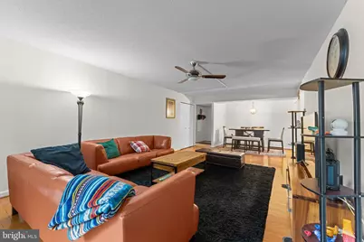 7720 Tremayne Place #111, McLean, VA 22102 - Photo 8