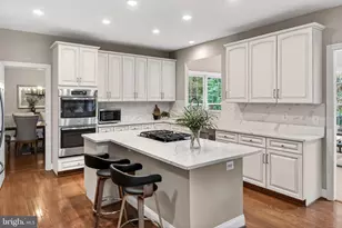 5841 Saddle Downs Pl, Centreville, VA 20120 - Photo 30