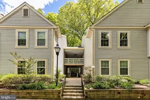 2225 Lovedale Ln, Reston, VA 20191 - Photo 2