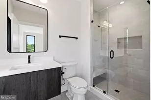 6514 Byrnes Dr, McLean, VA 22101 - Photo 88