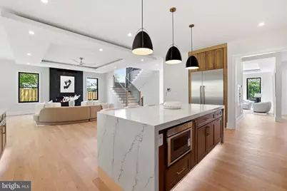 6514 Byrnes Drive, McLean, VA 22101 - Photo 10