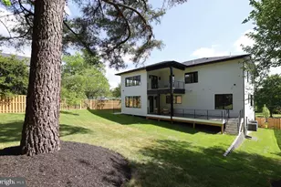 6514 Byrnes Dr, McLean, VA 22101 - Photo 124