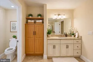 7313 Byrneley Ln, Annandale, VA 22003 - Photo 18
