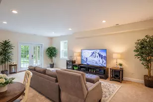 7313 Byrneley Ln, Annandale, VA 22003 - Photo 28