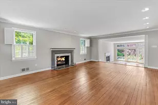 6515 Old Chesterbrook Rd, McLean, VA 22101 - Photo 6