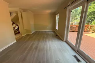 6458 Autumn Glen Ct, Alexandria, VA 22312 - Photo 2