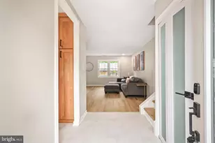8311 Timber Brook Ln, Springfield, VA 22153 - Photo 4
