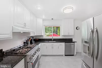 7914 Bainbridge Road, Alexandria, VA 22308 - Photo 4
