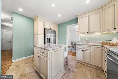 914 Waynewood Boulevard, Alexandria, VA 22308 - Photo 16