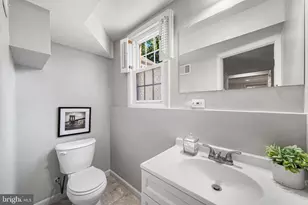 914 Waynewood Blvd, Alexandria, VA 22308 - Photo 38