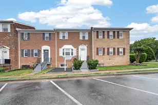 7417 Whernside St, Lorton, VA 22079 - Photo 2