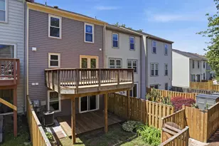 14219 Heritage Crossing Ln, Centreville, VA 20120 - Photo 32