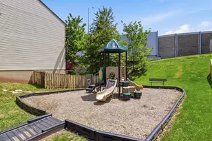 14219 Heritage Crossing Ln, Centreville, VA 20120 - Photo 34
