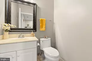 12957 Wood Cres Cir, Herndon, VA 20171 - Photo 12