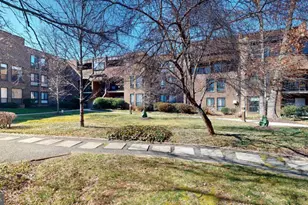 11208 Chestnut Grove Square, Reston, VA 20190 - Photo 22