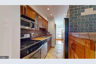 11208 Chestnut Grove Square #210, Reston, VA 20190 - Photo 14