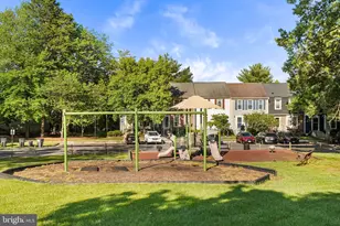 7449 Hatherleigh Ct, Alexandria, VA 22315 - Photo 26