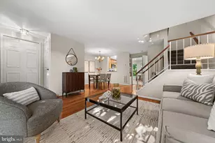 7449 Hatherleigh Ct, Alexandria, VA 22315 - Photo 2