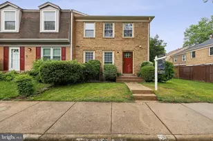 7937 Bethelen Woods Ln, Springfield, VA 22153 - Photo 1
