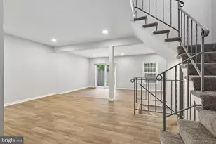 7937 Bethelen Woods Ln, Springfield, VA 22153 - Photo 18
