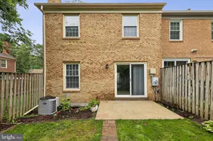7937 Bethelen Woods Ln, Springfield, VA 22153 - Photo 34