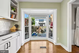 7438 Hallcrest Dr, McLean, VA 22102 - Photo 6